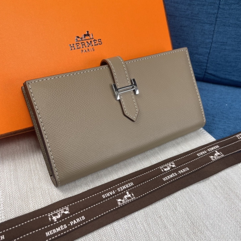 Hermes Wallets & Purse